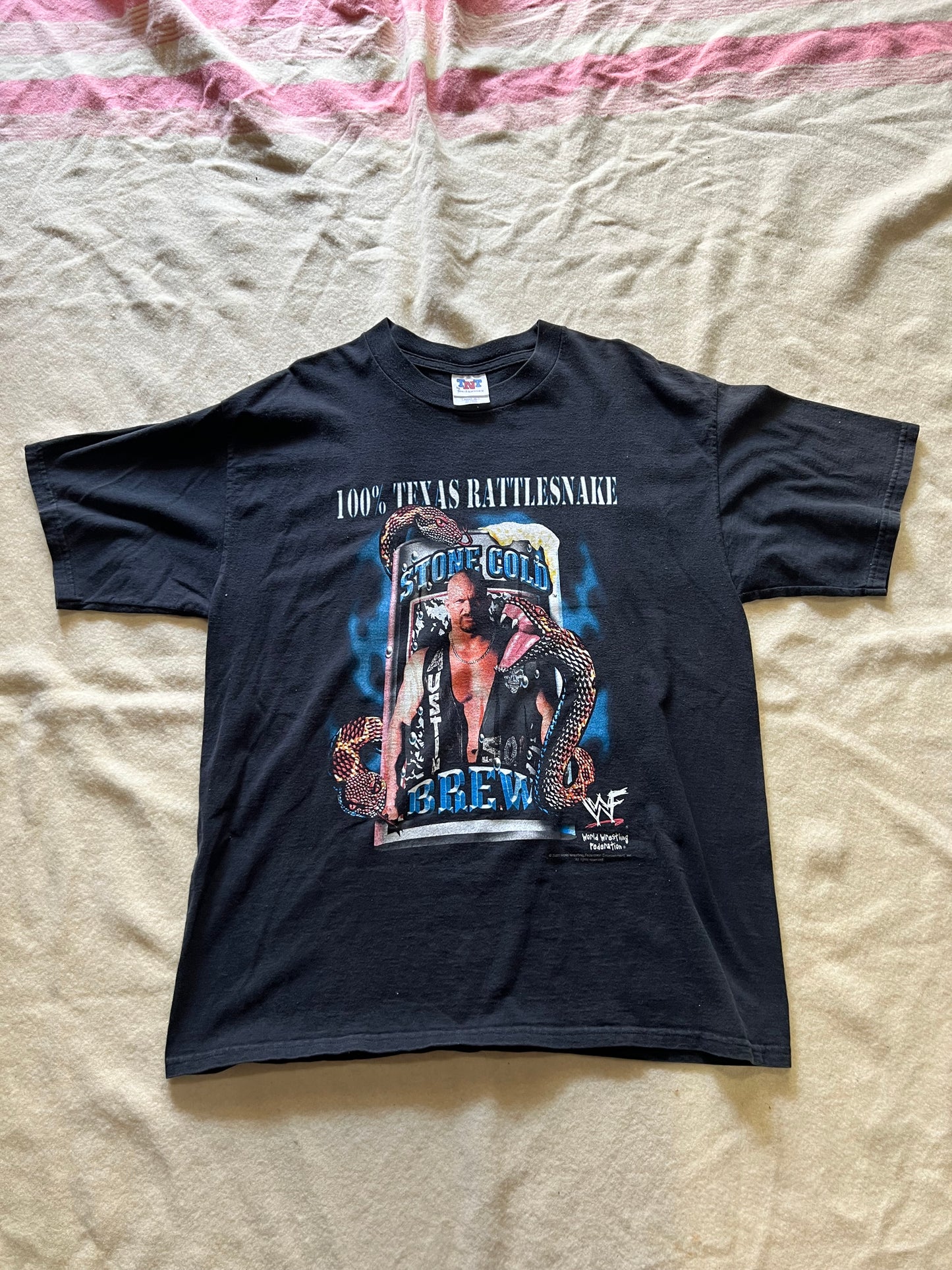 2000 Stone Cold Steve Austin shirt (XL)
