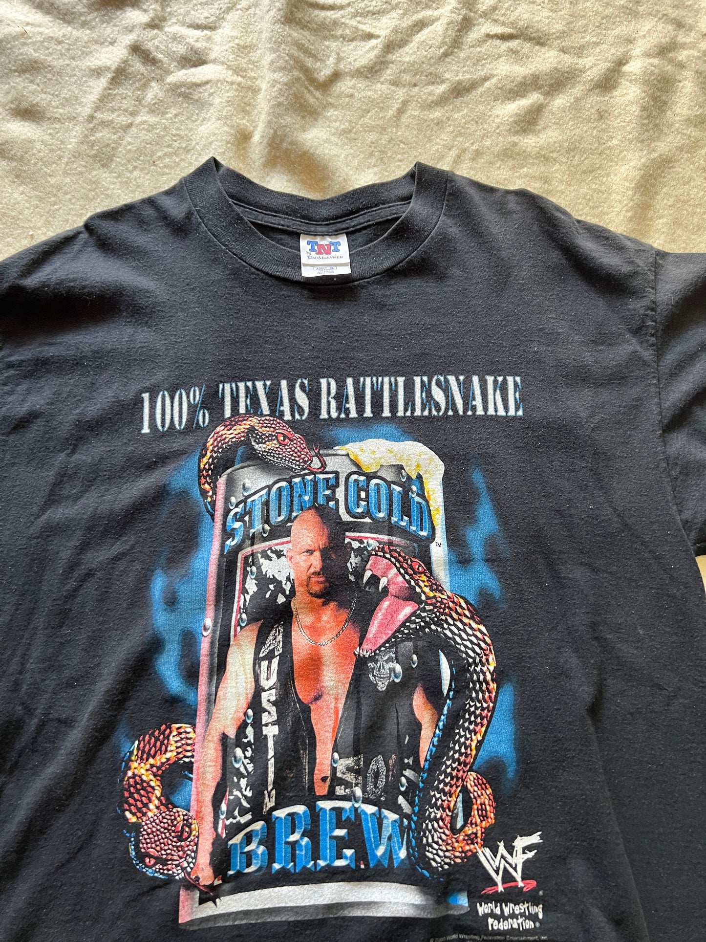 2000 Stone Cold Steve Austin shirt (XL)