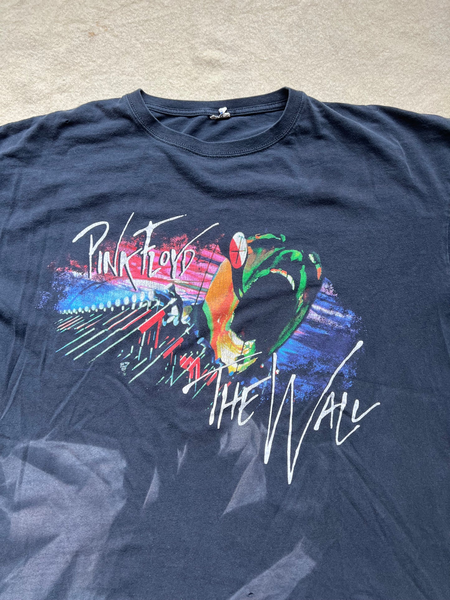 00s Sun Faded Pink Floyd "The Wall" Tee (XL)