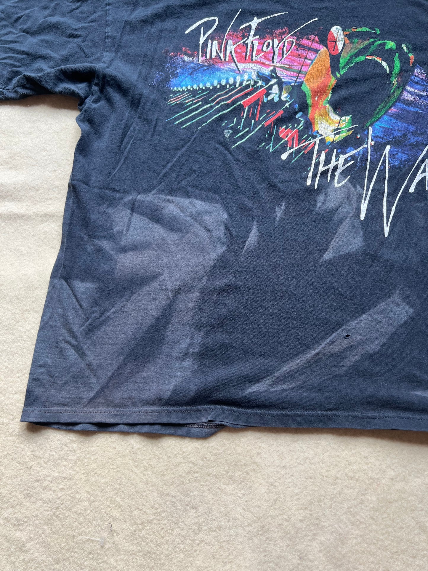 00s Sun Faded Pink Floyd "The Wall" Tee (XL)