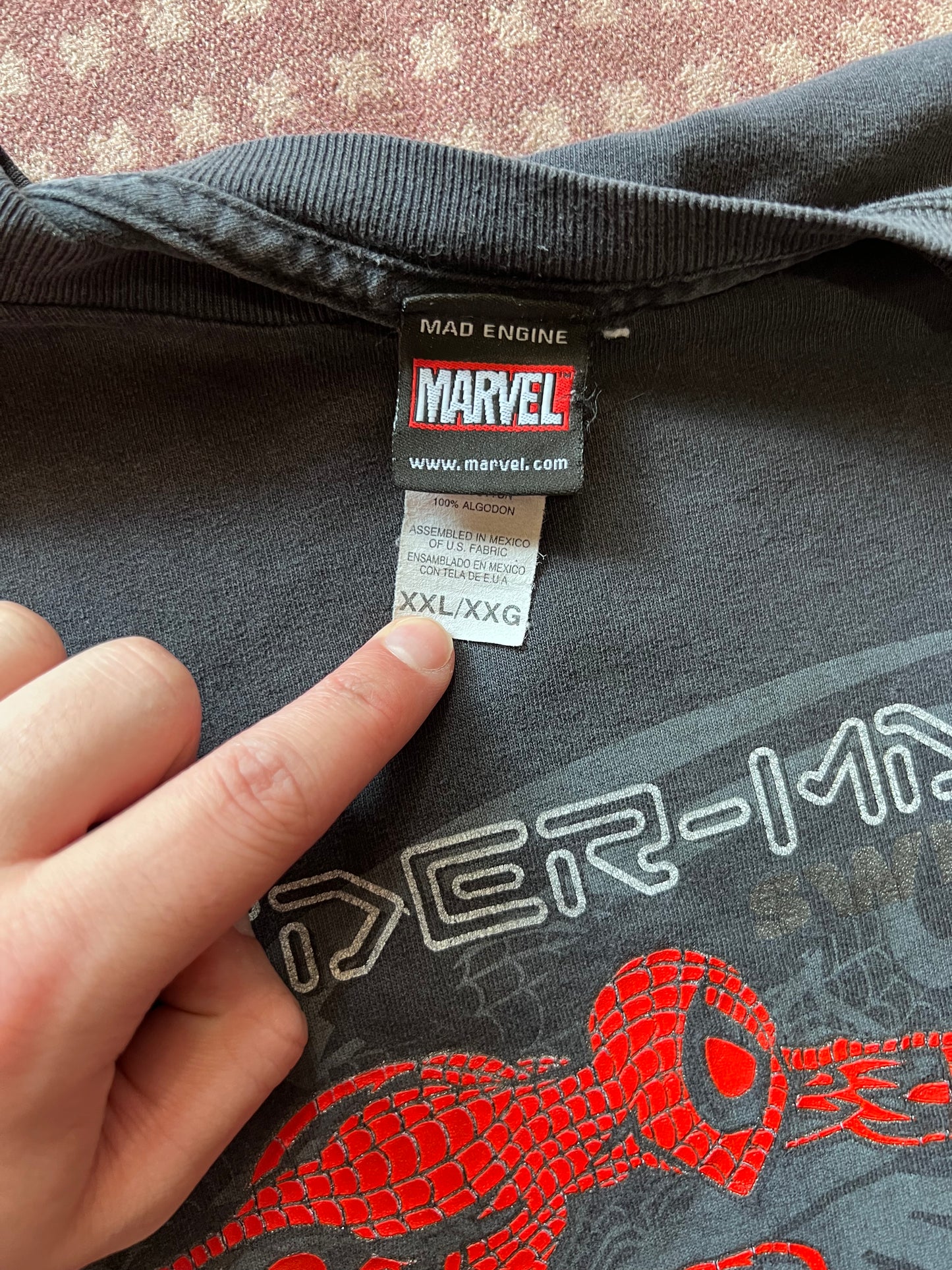 2000s Spiderman shirt (XXL)