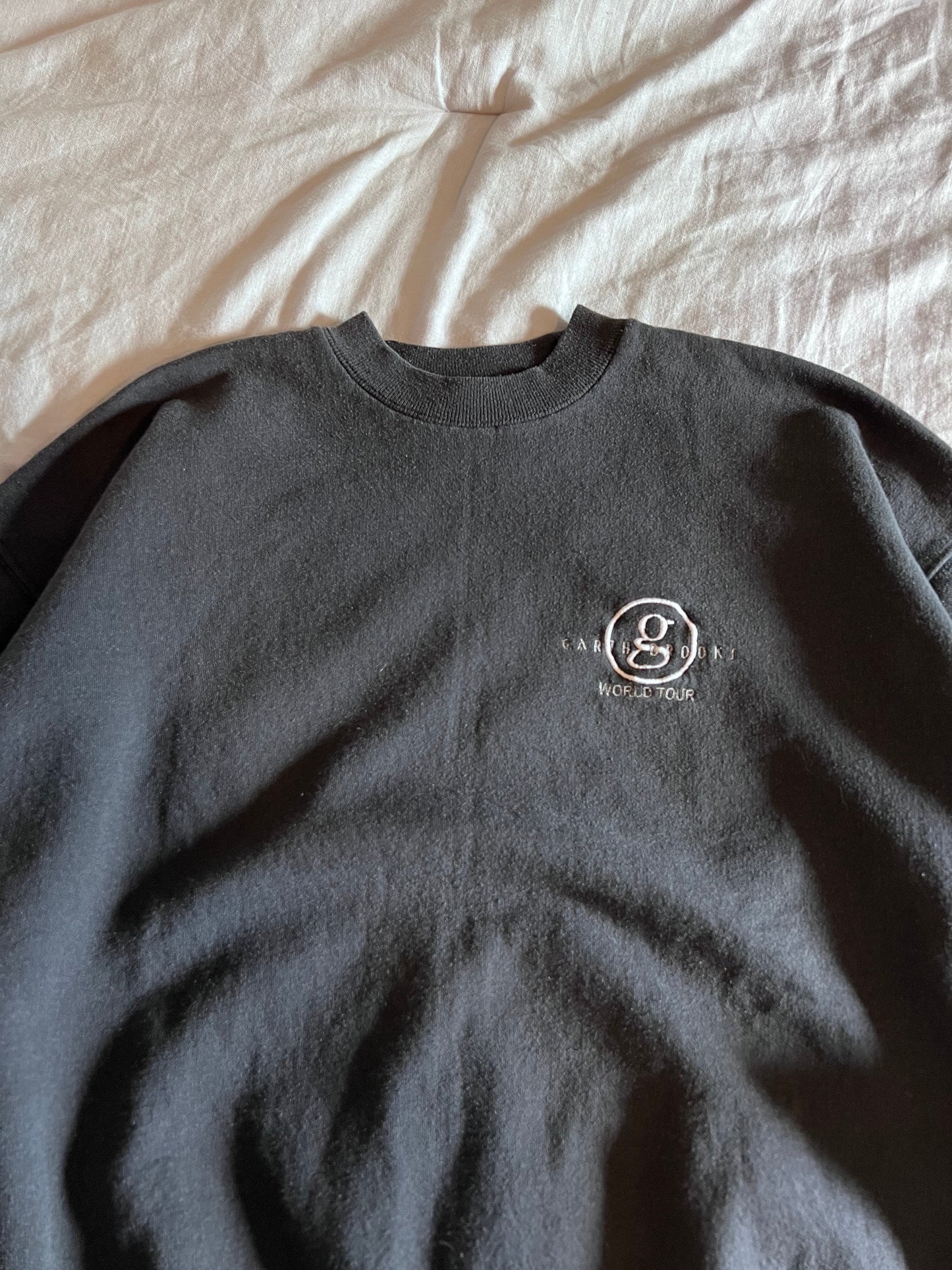 90s Garth Brooks Sweatshirt (XL)